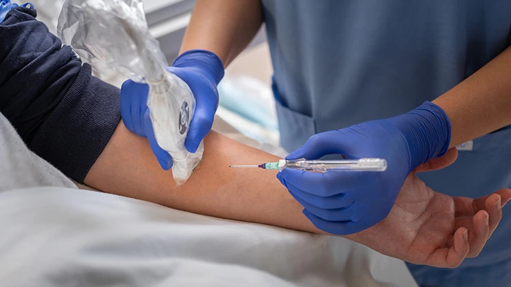 <h3>SELECT the right vascular access device</h3>
<p> </p>
